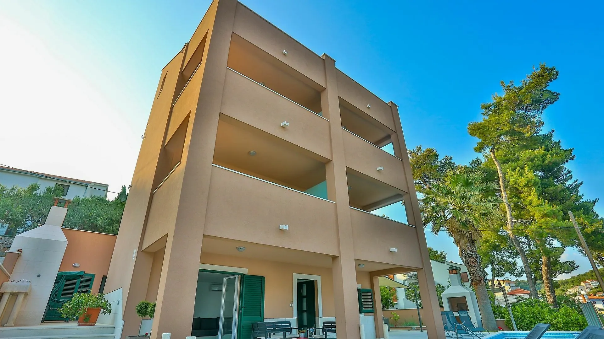 Apartments Marly Trogir